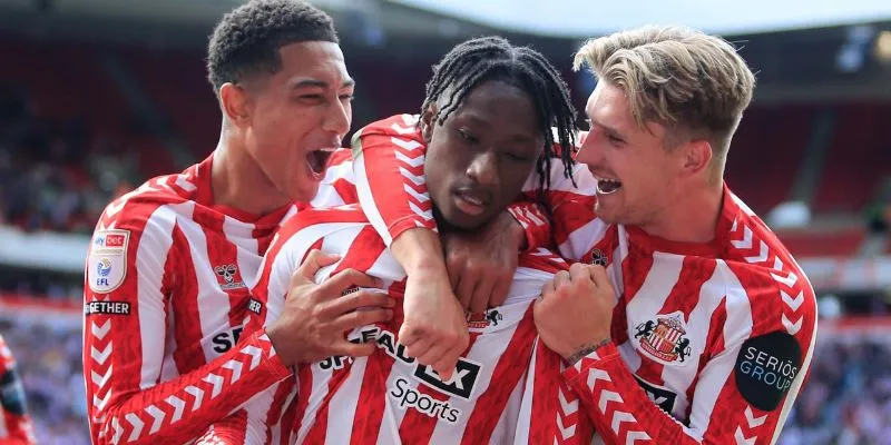 Sunderland cũng là đối thủ khó nhằn với phòng ngự chắc chắn